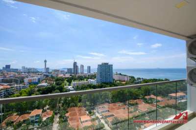 A stunning luxury apartment, high floor, 360 degree sea views