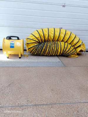 Used Toku 12 Fan with Flex Tube : Garage Clearance