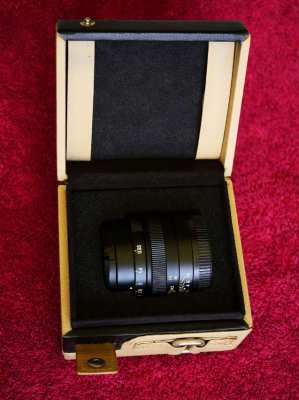 For Olympus, Panasonic 25mm F0.95 Mitakon Speedmaster Lens in Box