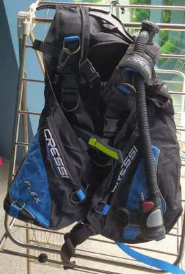 Amazing lightweight diving equipment