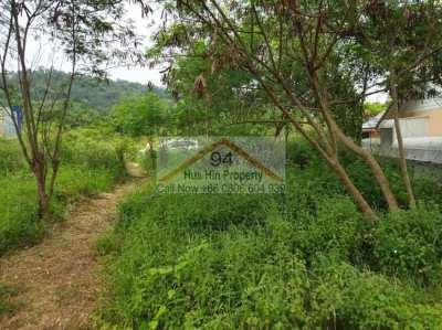 Elevated 632sqm triangular plot with chanote in Hin Lek Fai only 1.2m
