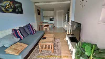 A luxury 1 bed, fully furnished, beach front condo for sale/rent in Sa