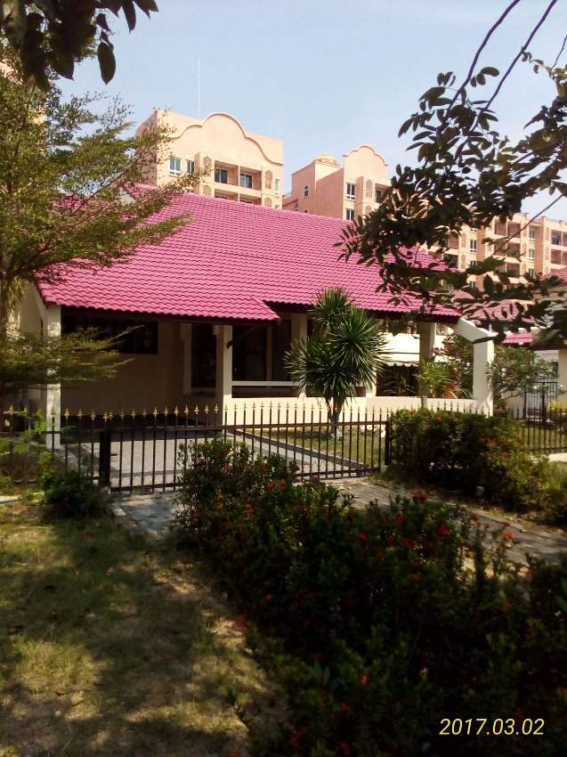 House at Jomtien 2nd Road and Chaiyapruk