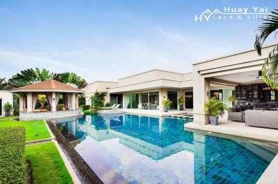 #3218    Exemplary refurbished pool villa beautifully presented throug