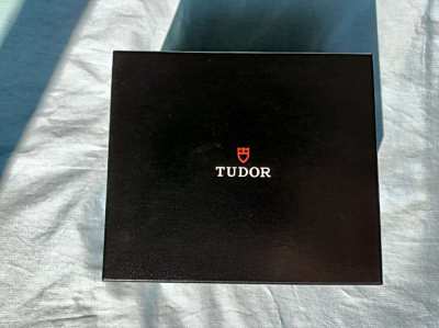 Tudor black Bay 79230 LN