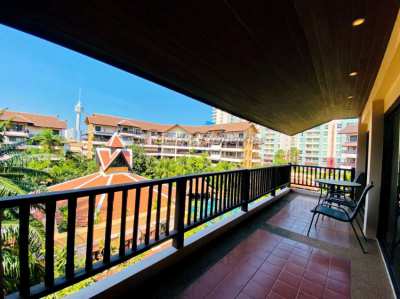 3 bed 3 bath Large Balcony/Pool View Condo for rent in Jomtien