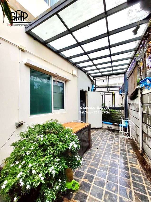 Nonthaburi Townhouse, Corner Property with Private garden