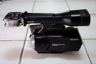 SONY NEX-VG10 APS-C sensor Mirrorless Digital Camera Interchangeable