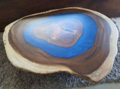 Coffee table huge blue  lagoon pond with island 