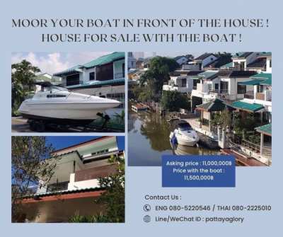 Moor your boat in front of the house !  House For Sale with the boat !