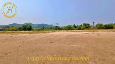Land for sale in Sam Roi Yot - 2 Kms to the beach – Mountain views.