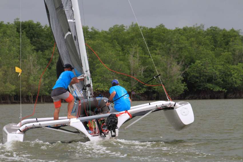 Pulse 600 Trimaran w/ outboard: In Stock & Available for Testing