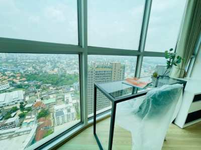 Owner of the post for sale/rent Sky Walk Residences Condo. near bts 