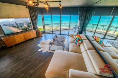 Beachfront with 100% sea view ! Unique Loft Style Luxury Interior
