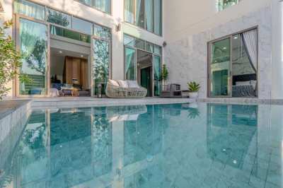 Modern Pool villa 4 bed 5 bath  in Pong, Mabprachan