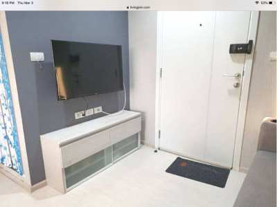 RENT Aspire Erawan Fully Furnished with Washer 1BR to Move Right In 