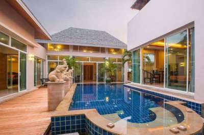 Bali style villa in Rawai.