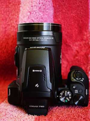 Nikon P900 83X VR Zoom (24-2000mm), 332X (4000mm) Digital Zoom in Box