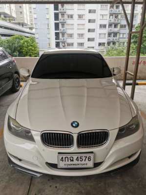BMW 2012 320i