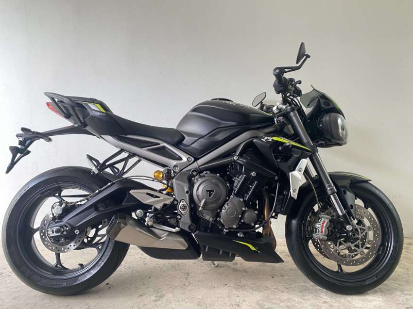 Street Triple RS, 2263km, Excellent Condtn, Bought New in June 2020