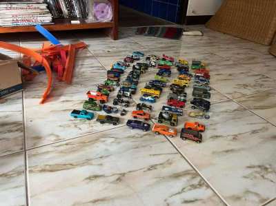 Hotwheels cars and track for sale - Reduced Price!