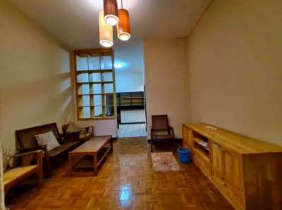 Townhouse for rent on Canal Rd., 3.5 km. from Chiang Mai University