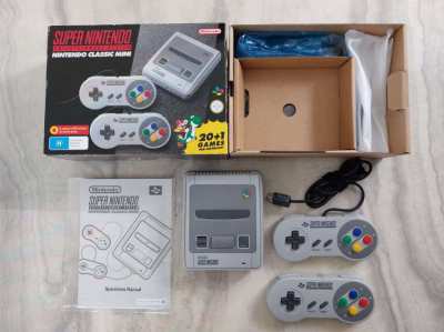 RARE Nintendo SNES Classic Mini + Bluetooth controller kit