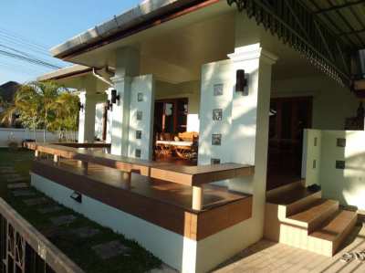 Custom Designed and Built Executive Home with Guest Hangdong Chiangmai