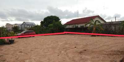 Land for sale close to Maryvit School Naklua 143 Tw or 572 sqm Reduced