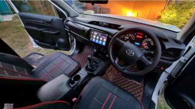 Toyota Revo - - - like new - - - only 132300km *** double cab 