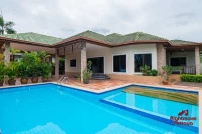 4 bed, 4 bath, private pool - SP Village 2 in East Pattaya - 65,000THB