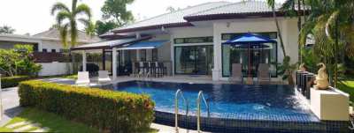 Lovely Pool Villa Centrally Located