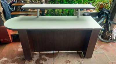 Bar With 2 Stools, Very Good Condition