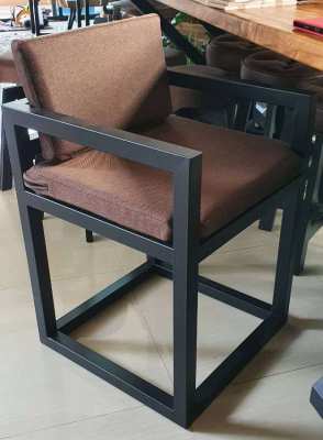 DINING CHAIR MADE IN 1X1