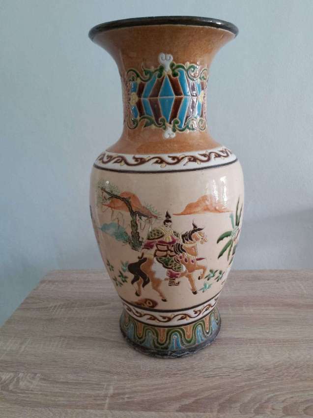 FINAL REDUCTION Old rare massive chinese vase 21