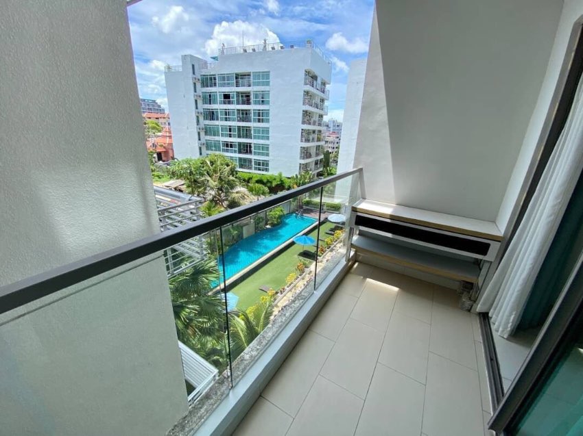 Water Park Condominium For Sale !  WOW ! EXCLUSIVE OFFER 1,100,000 THB