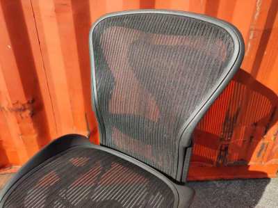 Herman Miller Aeron Graphite Medium/B Office Chair