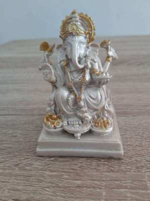 FINAL REDUCTION FREE DELIVERY  Statue of a hindu seated Ganesh deity