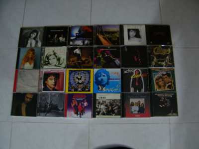 About 100 CD albums / Environ 100 albums CD