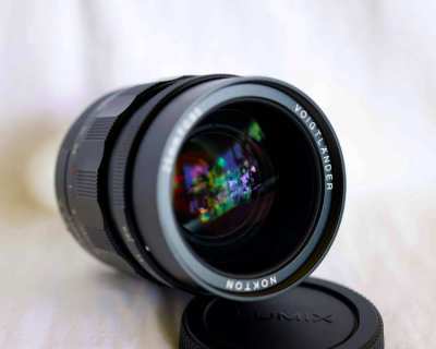 Voigtlander Nokton 25mm F/0.95 Lens for Panasonic / Olympus