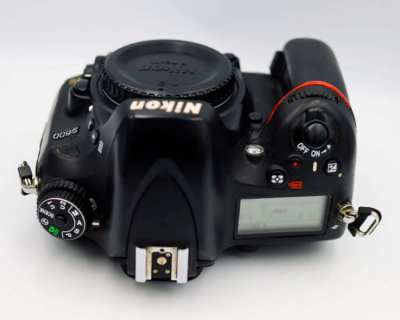 Nikon D600 24.3MP Full-Frame FX-format Digital SLR Camera - Black Body