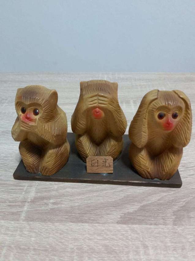 REDUCED Massive set of 3 wise monkeys see no ,hear no ,speak no evil