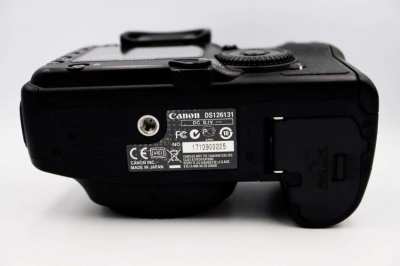 Canon EOS 30D Semi-Professional DSLR Camera Black Magnesium Alloy body
