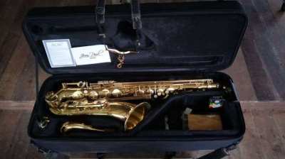 Tenor Saxophone 