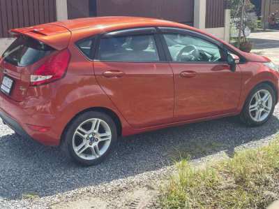 Ford Fiesta 5dr automatic