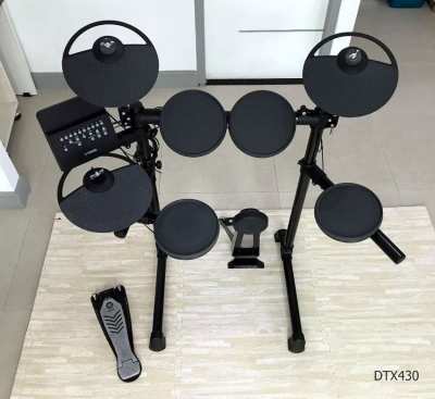 Yamaha DTX430 Drum Set