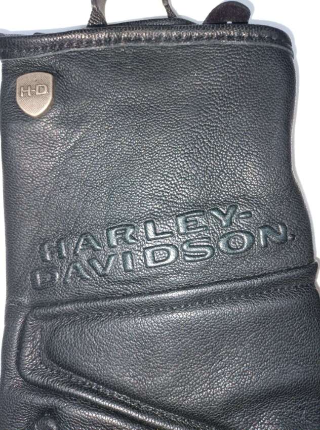 HARLEY DAVIDSON  LEATHER GLOVES-As New - Half Price 