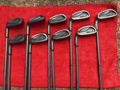 Full set of left handed golf clubs 