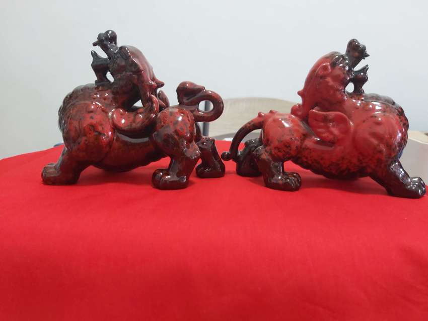 FINAL REDUCTION FREE DELIVERY A rare Pair of chinese red dragons
