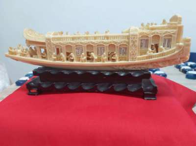 SALE NOW ON  FREE DELIVERY superb chinese boat  unusual and  rare